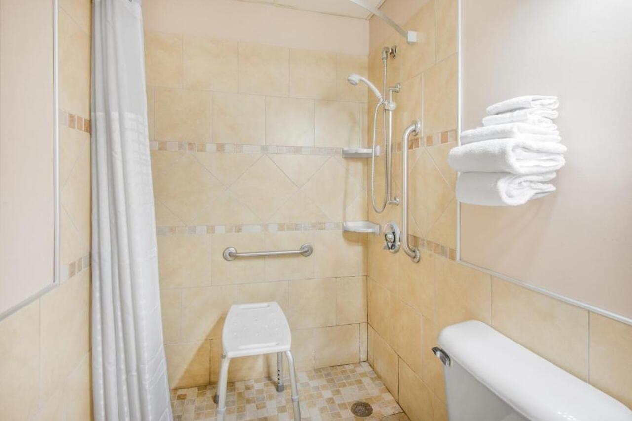 Super 8 Cleveland Hotell North Ridgeville Eksteriør bilde