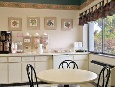 Super 8 Cleveland Hotell North Ridgeville Restaurant bilde